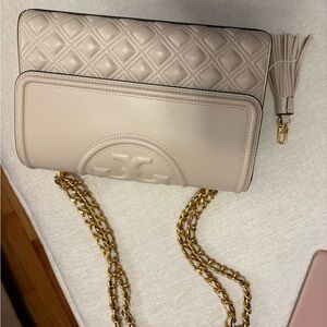 Tory Burch Beige Quilted Crossbody Bag with Gold Chain